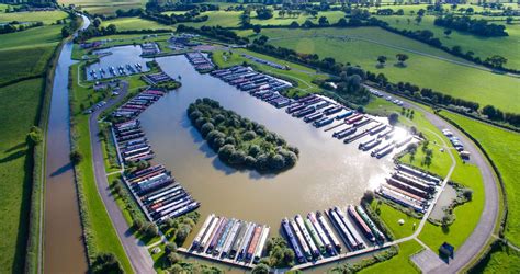 local marinas near me.